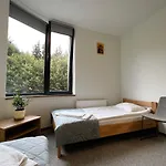 Ucu - кімнати для гостей 3*