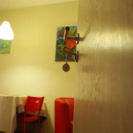 Ucu - кімнати для гостей 3* Lviv