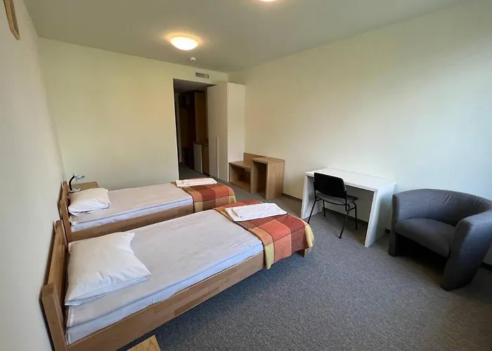 Ucu - кімнати для гостей リヴィウ