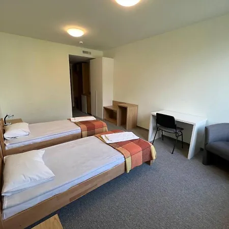 Ucu - кімнати для гостей Lviv