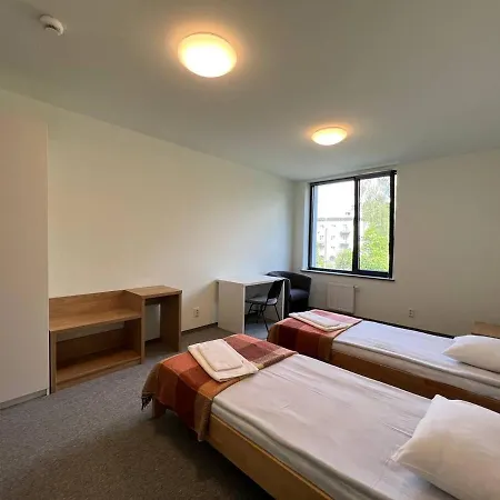 Ucu Inn - Кімнати Для Гостей 3*