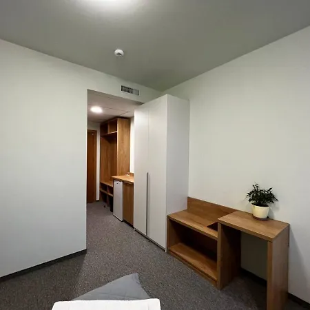 Ucu Inn - Кімнати Для Гостей 3* Lviv