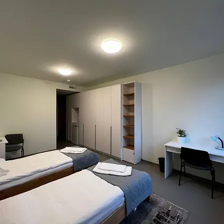 Ucu - кімнати для гостей Panzió