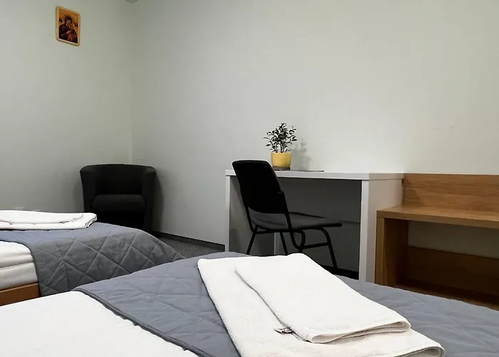 Couette-café Ucu - кімнати для гостей Lviv