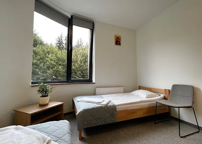 Ucu - кімнати для гостей 3*