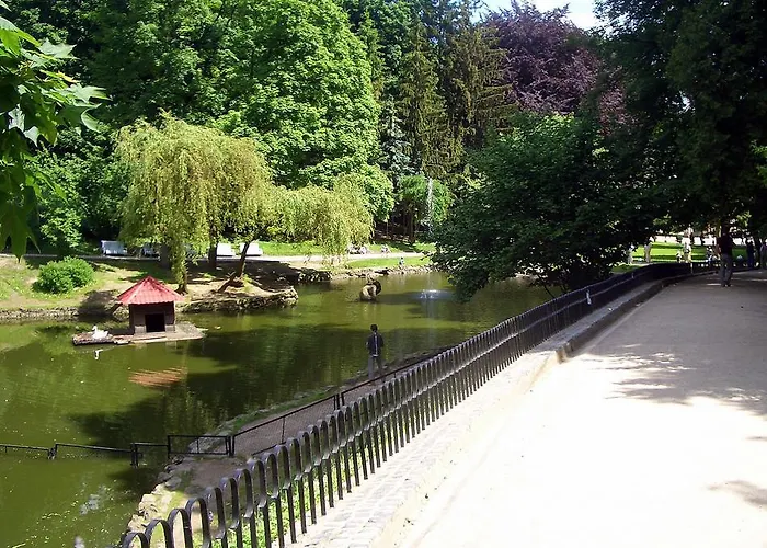 Ucu - кімнати для гостей Couette-café Lviv