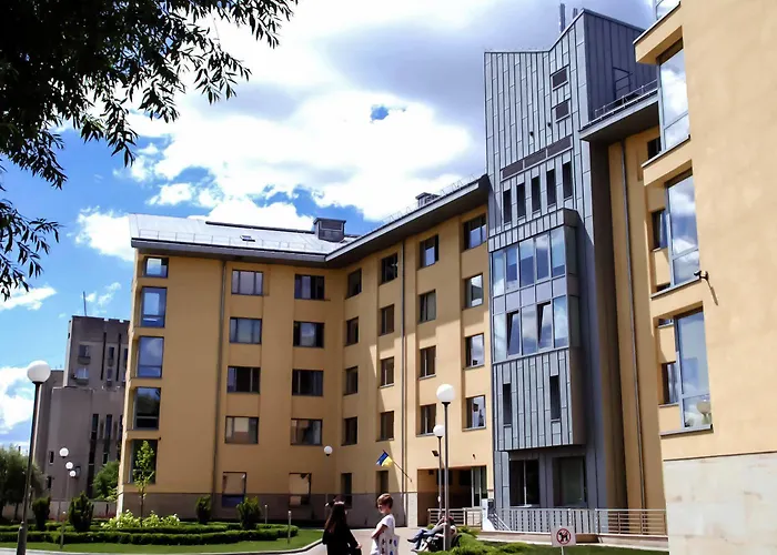 Ucu - кімнати для гостей 3*