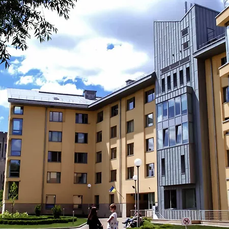 Ucu - кімнати для гостей 3*