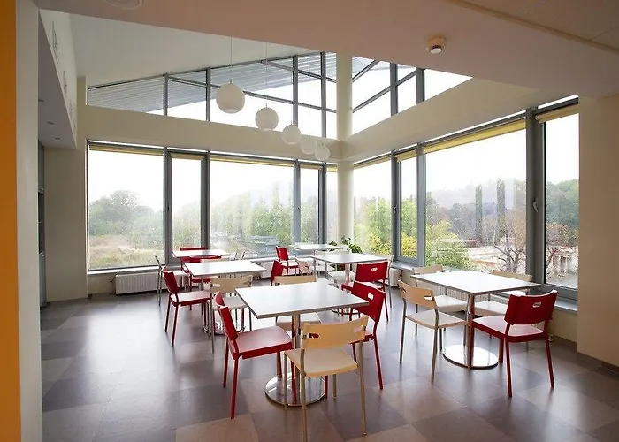 Ucu - кімнати для гостей 3*